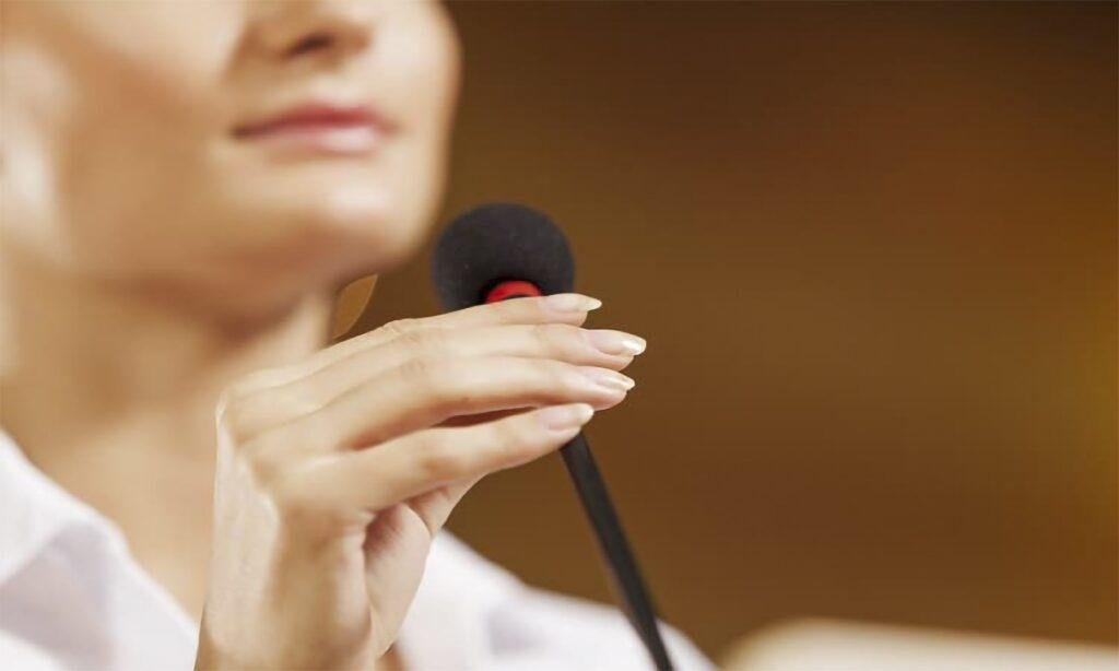 luyện giọng nói